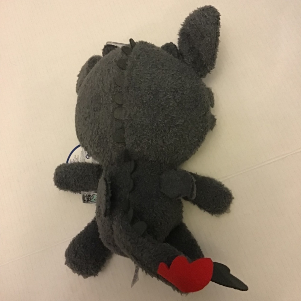 Toothless Cuteeze - Picture 2 of 5